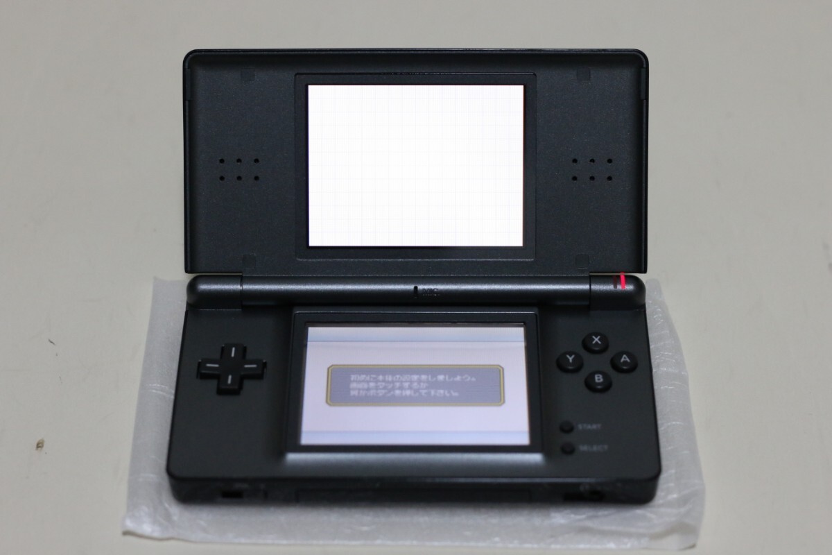 未使用美品 激レア 希少 Nintendo 任天堂 DS Lite ポケモン 未使用美品 激レア 希少 Nintendo 任天堂 DS Lite ポケモン