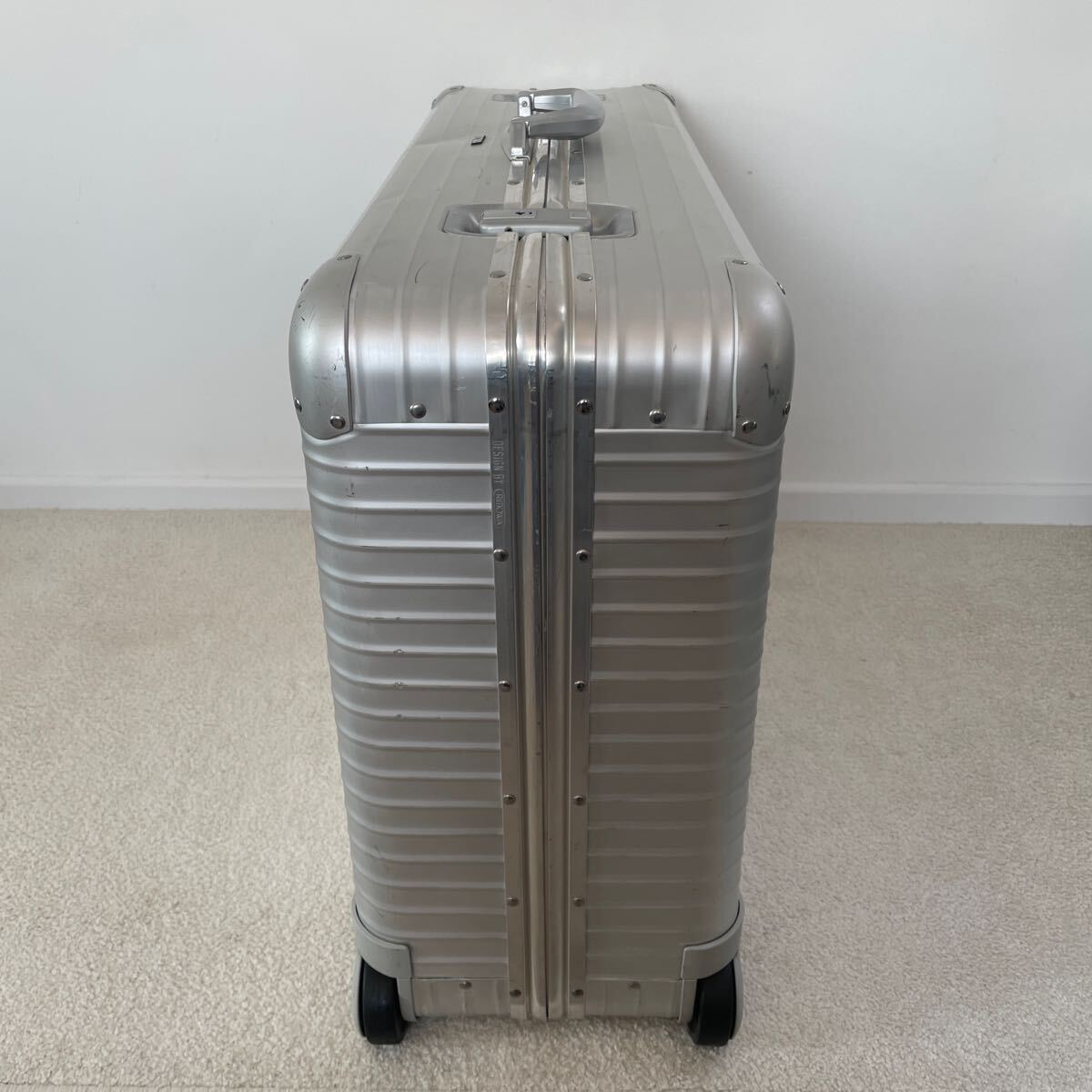 RIMOWA TOPAS 『JUMBO』 Vintage アルミ プルタブ2輪 104L Made RIMOWA TOPAS 『JUMBO』 Vintage アルミ プルタブ2輪 104L Made