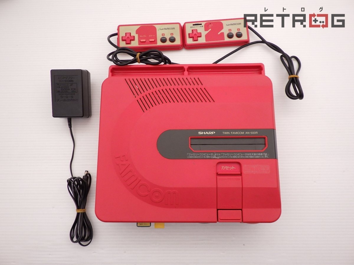 ジャンク】ツインファミコン本体(赤:初期型/AN-500R ジャンク】ツインファミコン本体(赤:初期型/AN-500R