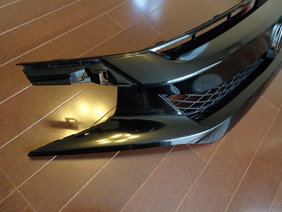 フロントグリル シビック タイプR FK8 純正 前期 黒メッキ フロントグリル シビック タイプR FK8 純正 前期 黒メッキ