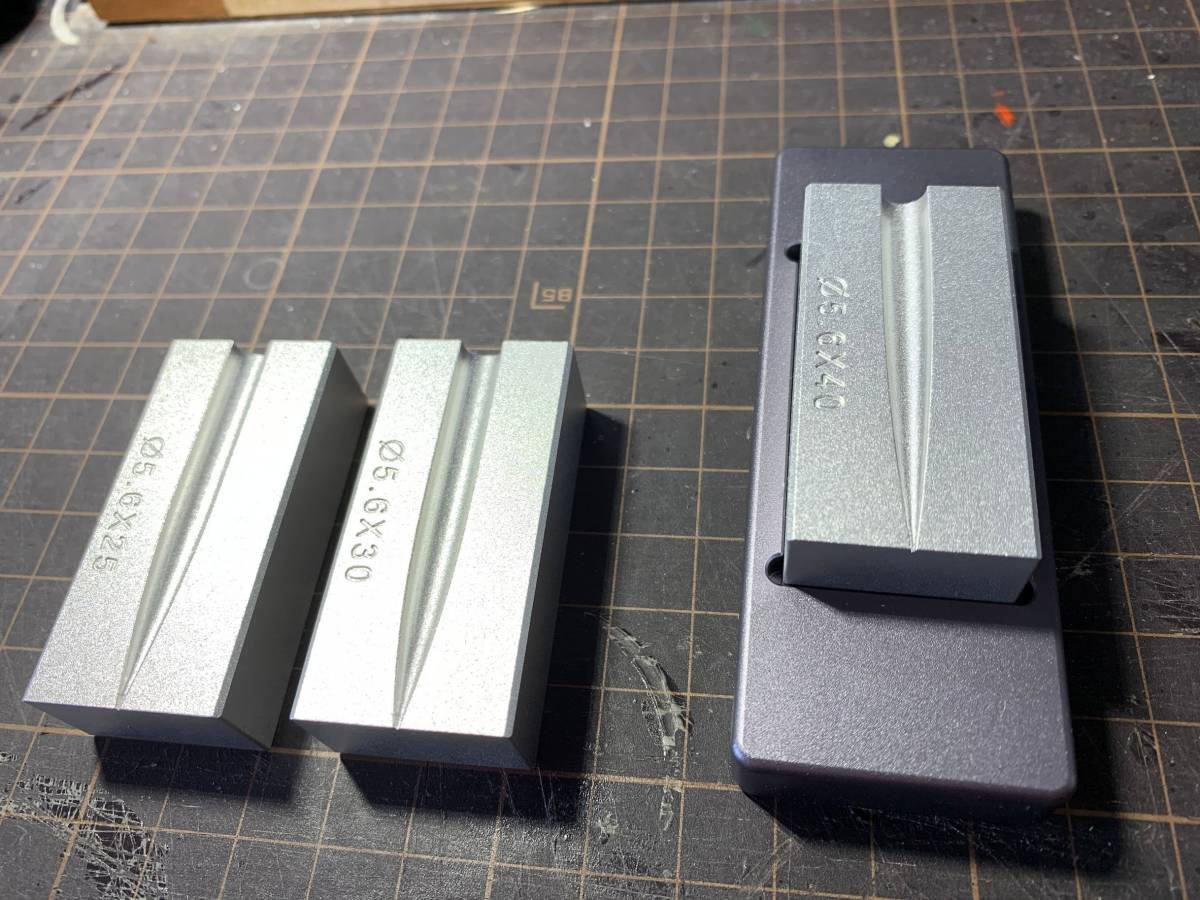プロ向き カヤ&クジャク ヘラウキ手作り アルミ削り出しウキ成形器 台セットφ5.6mm Bibian 比比昂 - プロ向き カヤ&クジャク ヘラウキ手作り
