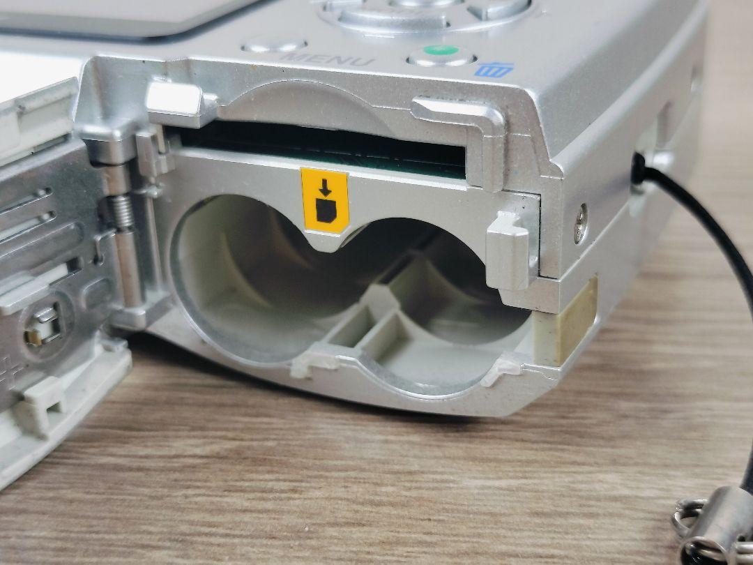 PENTAX Optio E40 8 1メガピクセル コンパクトデジタルカメラ PENTAX Optio E40 8 1メガピクセル コンパクトデジタルカメラ