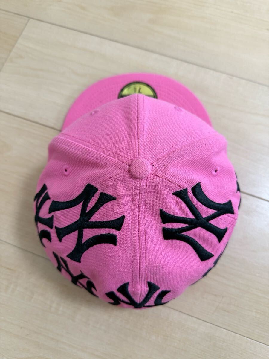 美品 Supreme ニューヨークヤンキース ボックスロゴ ニューエラ 美品 Supreme ニューヨークヤンキース ボックスロゴ ニューエラ