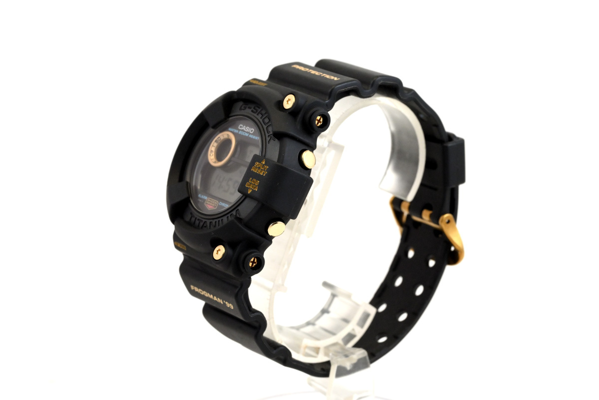 美品 動作品 G-SHOCK フロッグマン FROGMAN DW-8200BU-9AT 美品 動作品 G-SHOCK フロッグマン FROGMAN DW-8200BU-9AT
