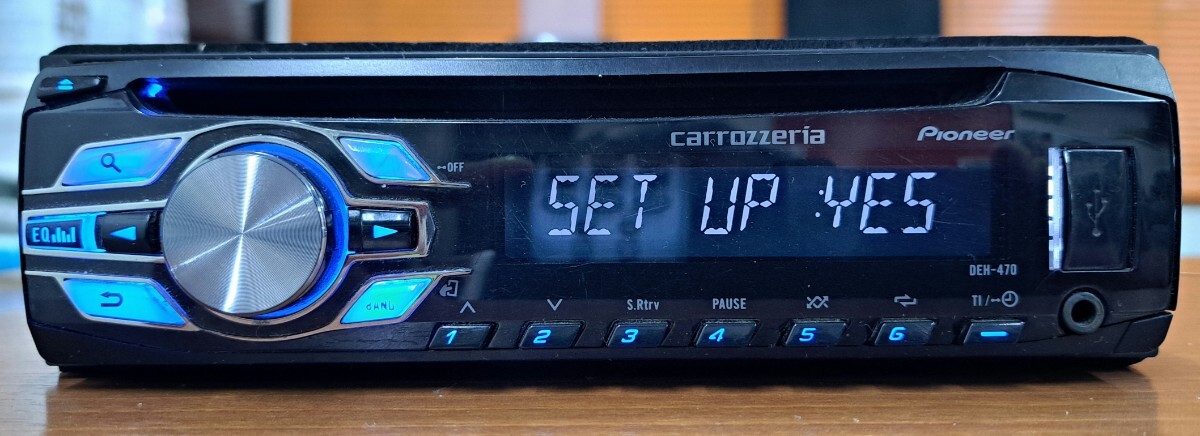 Carrozzeria カロッツェリア DHE-470 CDプレーヤー USB CD AUX Carrozzeria カロッツェリア DHE-470 CDプレーヤー USB CD AUX