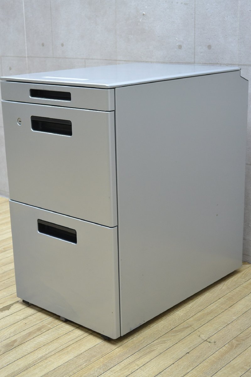 W1234##KOKUYOkokyo# тумбочка с ящиками * тумбочка с ящиками * боковой тумбочка на колесах #SD-GT46T3S81#JOIFA606# свободный с роликами # ключ нет #H645×W395×D600