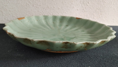 江戸期 古九谷 古伊万里青磁 陽刻 銀杏図 輪花 皿 大鉢 検 酒器 江戸期 古九谷 古伊万里青磁 陽刻 銀杏図 輪花 皿 大鉢 検 酒器