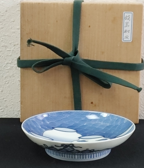 江戸期 鍋島染付け 水甕の図 木瓜形 中皿 検 酒器初期伊万里古 江戸期 鍋島染付け 水甕の図 木瓜形 中皿 検 酒器初期伊万里古
