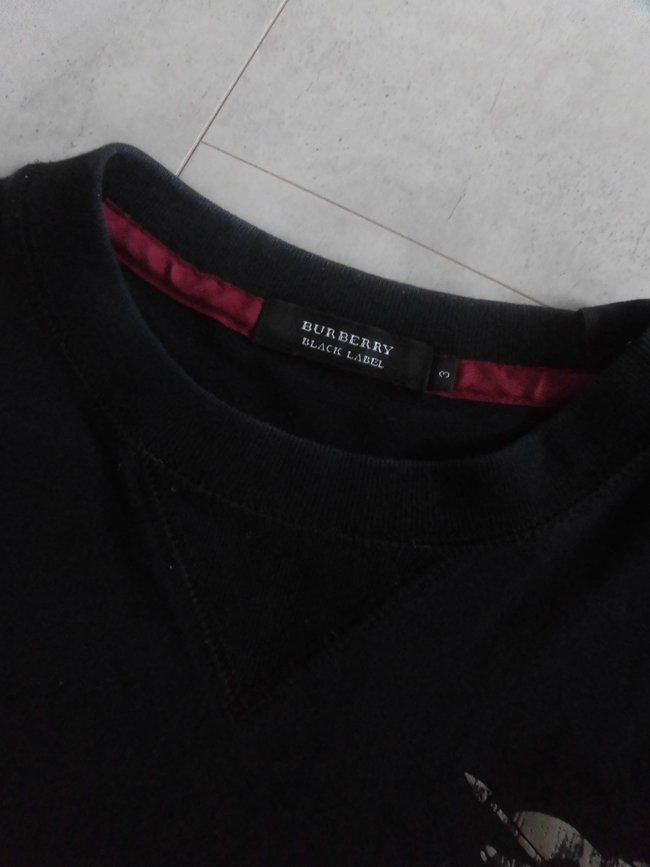 BURBERRY BLACK LABEL バーバリーブラックレーベル デカロゴ BURBERRY BLACK LABEL バーバリーブラックレーベル デカロゴ