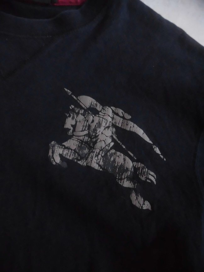 BURBERRY BLACK LABEL バーバリーブラックレーベル デカロゴ BURBERRY BLACK LABEL バーバリーブラックレーベル デカロゴ