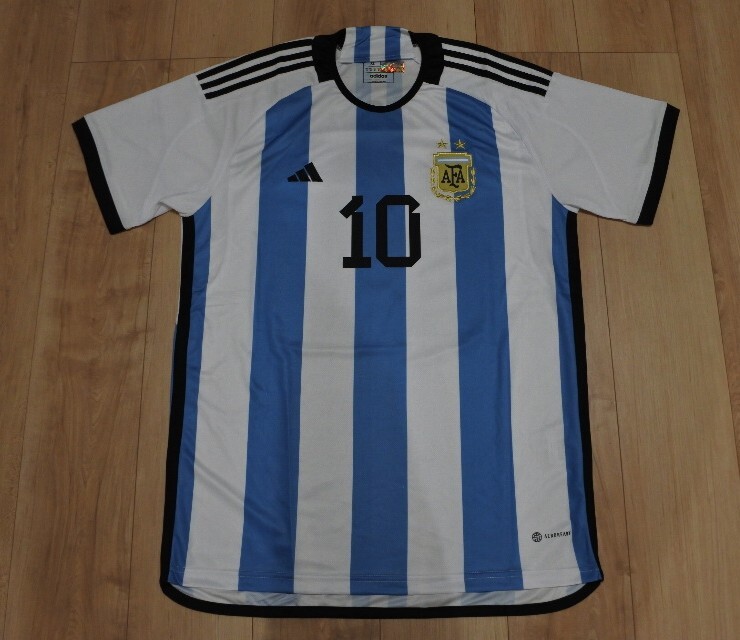 ICONS リオネル メッシ 直筆サイン ユニフォーム 2022 W杯 優勝 ICONS リオネル メッシ 直筆サイン ユニフォーム 2022 W杯 優勝