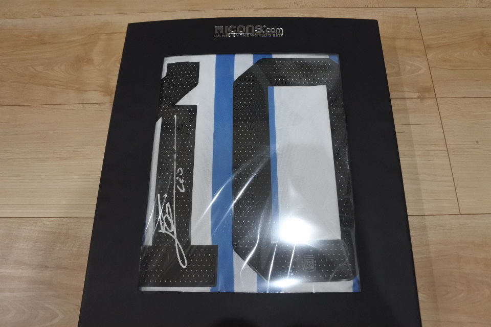 ICONS リオネル メッシ 直筆サイン ユニフォーム 2022 W杯 優勝 ICONS リオネル メッシ 直筆サイン ユニフォーム 2022 W杯 優勝