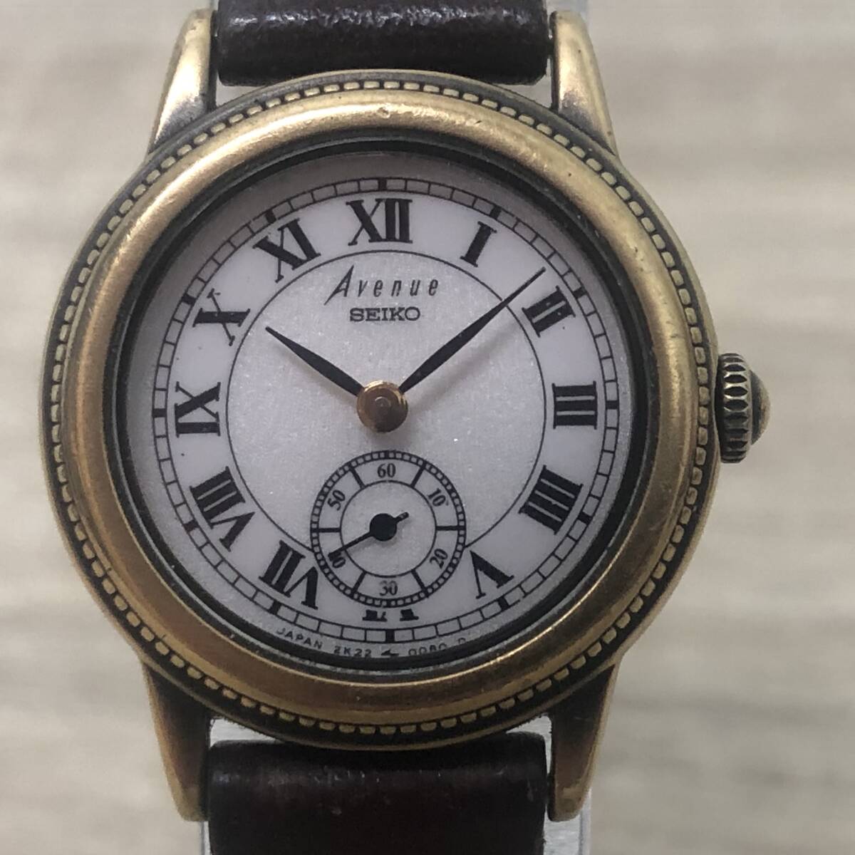 2000円スタート】SEIKO セイコー Avenue アベニュー 腕時計 2K22 2000円スタート】SEIKO セイコー Avenue アベニュー 腕時計 2K22