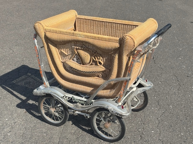 B35☆桃太郎号 乳母車 手押し車 ベビーカー 4輪 籐 昭和レトロ B35☆桃太郎号 乳母車 手押し車 ベビーカー 4輪 籐 昭和レトロ