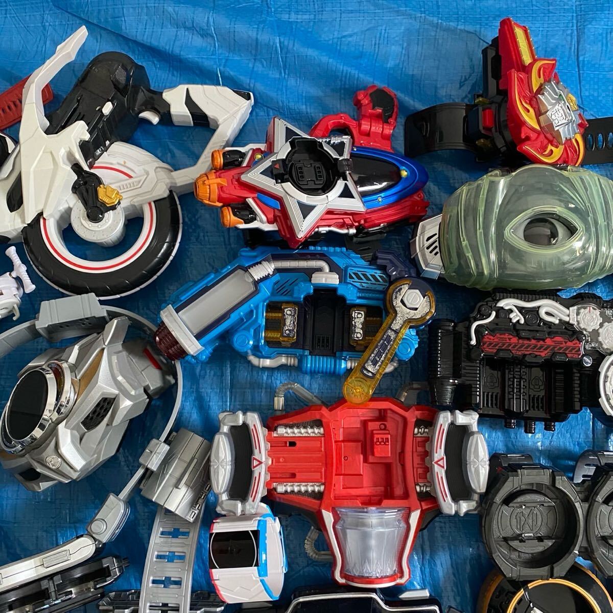 仮面ライダー ウルトラマン 戦隊シリーズ まとめ売り ベルト 仮面ライダー ウルトラマン 戦隊シリーズ まとめ売り ベルト