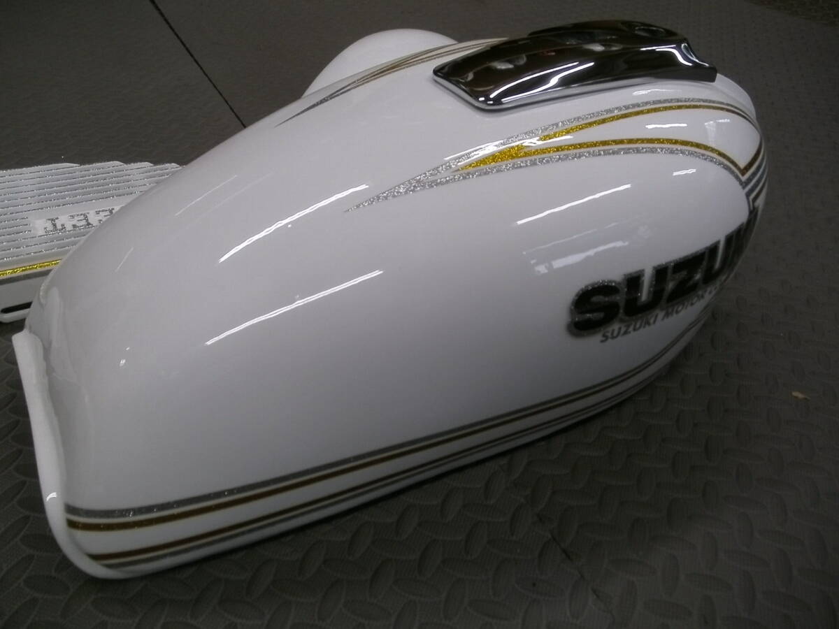GS400 GS425 外装 セット 新品外装未使用 ホワイト×シルバーラメ GS400 GS425 外装 セット 新品外装未使用 ホワイト×シルバーラメ