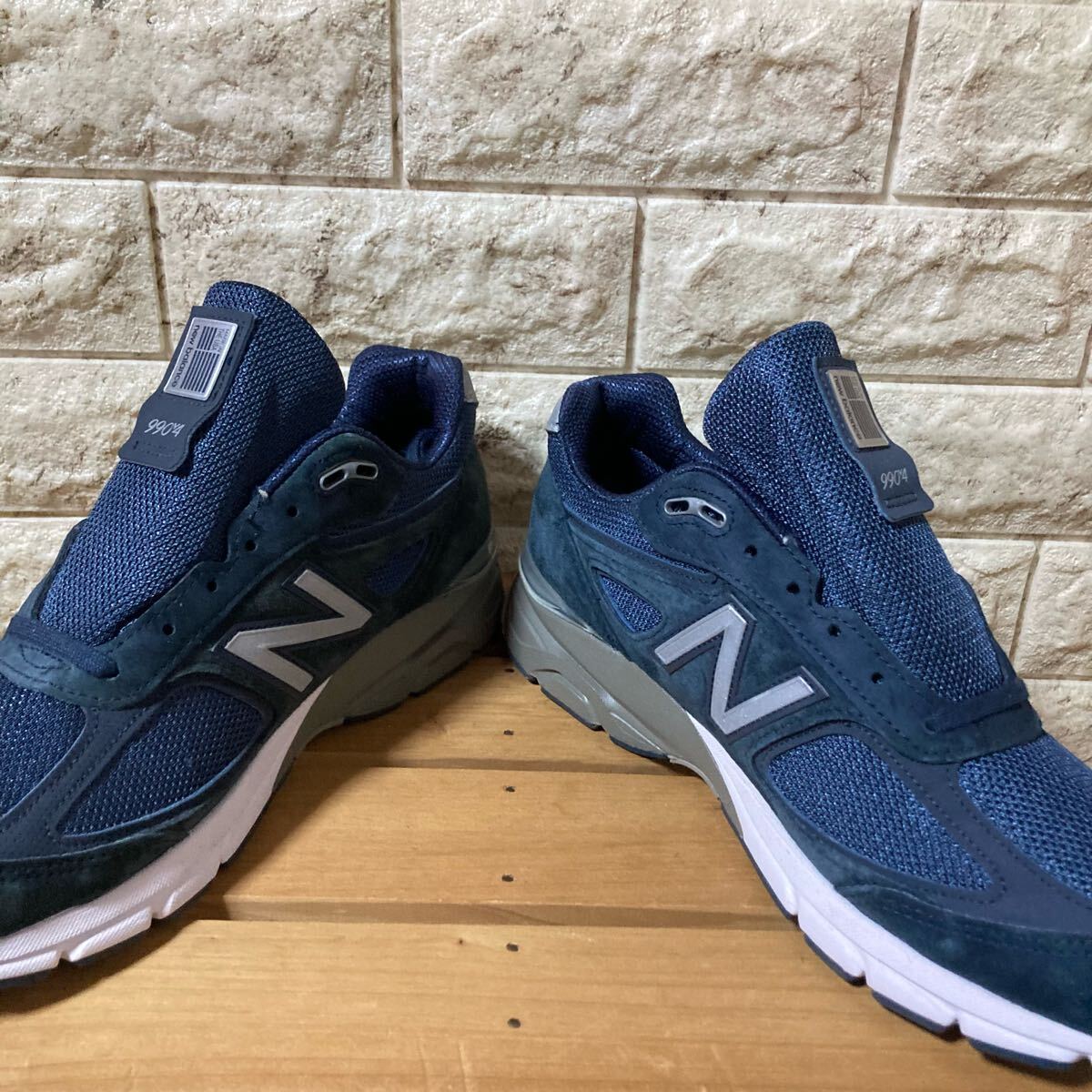 中古美品】ニューバランス U990NV4 v4 27cm 576 990 991 992 993 中古美品】ニューバランス U990NV4 v4 27cm 576 990 991 992 993