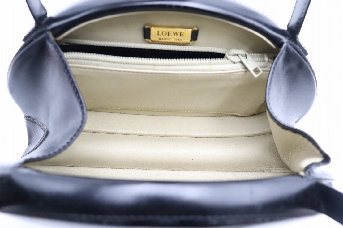 行董】◎LOEWE ロエベ レザー アナグラム 丸型 ミニ 行董】◎LOEWE ロエベ レザー アナグラム 丸型 ミニ
