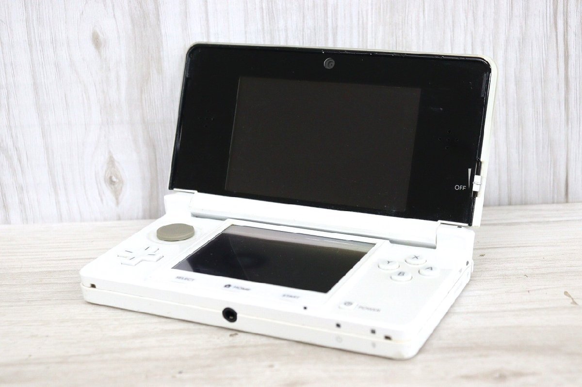 行董】Nintendo 任天堂 3DS ホワイト CTR-001 ゲーム機 小型 行董】Nintendo 任天堂 3DS ホワイト CTR-001 ゲーム機 小型
