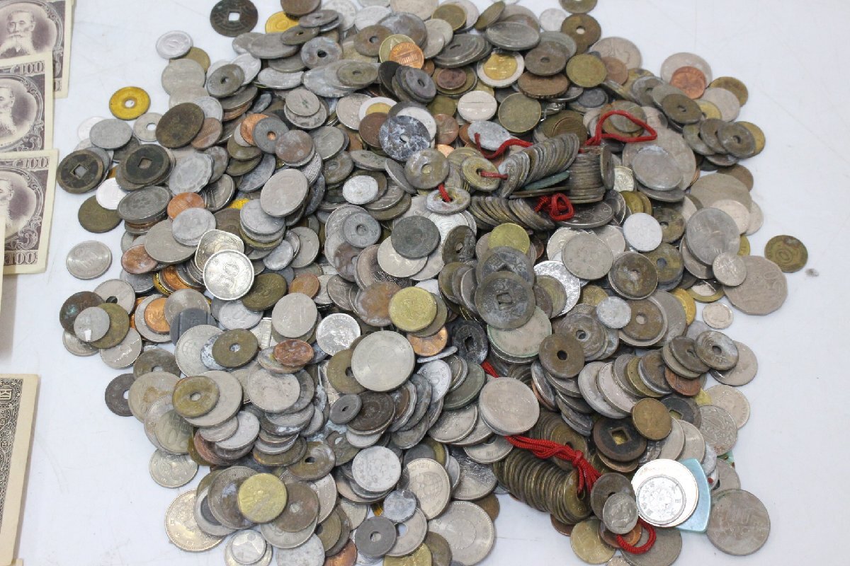 ト石】 日本古銭 古紙幣 貨幣 銀貨 一分銀 穴銭 記念硬貨 大日本 ト石】 日本古銭 古紙幣 貨幣 銀貨 一分銀 穴銭 記念硬貨 大日本