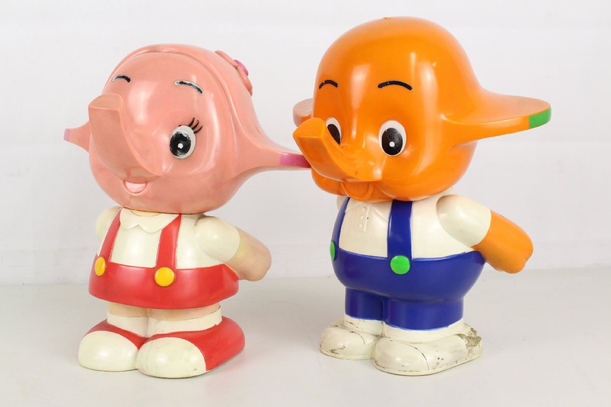 ト福】サトちゃん サトコちゃん 貯金箱人形 2体セット 当時物 ト福】サトちゃん サトコちゃん 貯金箱人形 2体セット 当時物