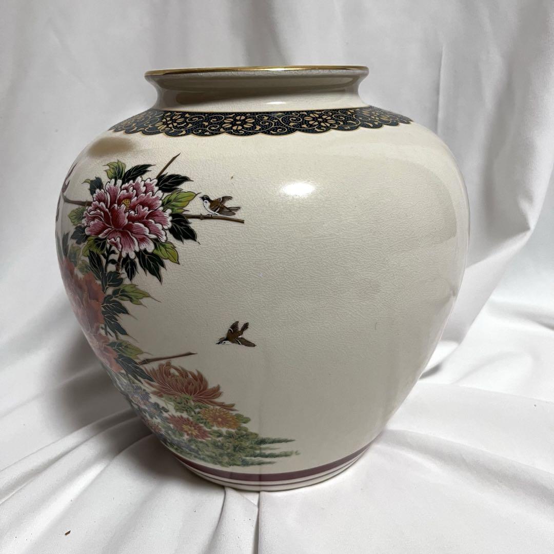 未使用 九谷焼 仙龍窯 花瓶 金彩 壺 壷 牡丹 菊 花鳥絵 花器 木 未使用 九谷焼 仙龍窯 花瓶 金彩 壺 壷 牡丹 菊 花鳥絵 花器 木