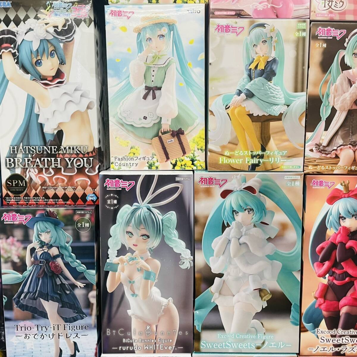未開封】 初音ミク プライズ フィギュア まとめ 32体 セット A 未開封】 初音ミク プライズ フィギュア まとめ 32体 セット A