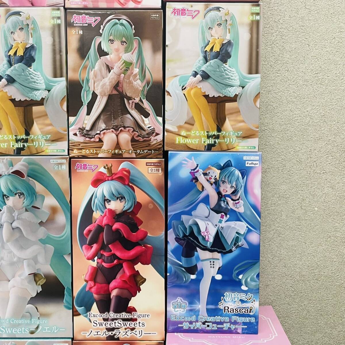 未開封】 初音ミク プライズ フィギュア まとめ 32体 セット A 未開封】 初音ミク プライズ フィギュア まとめ 32体 セット A