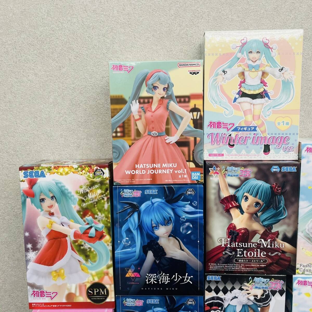 未開封】 初音ミク プライズ フィギュア まとめ 32体 セット A 未開封】 初音ミク プライズ フィギュア まとめ 32体 セット A