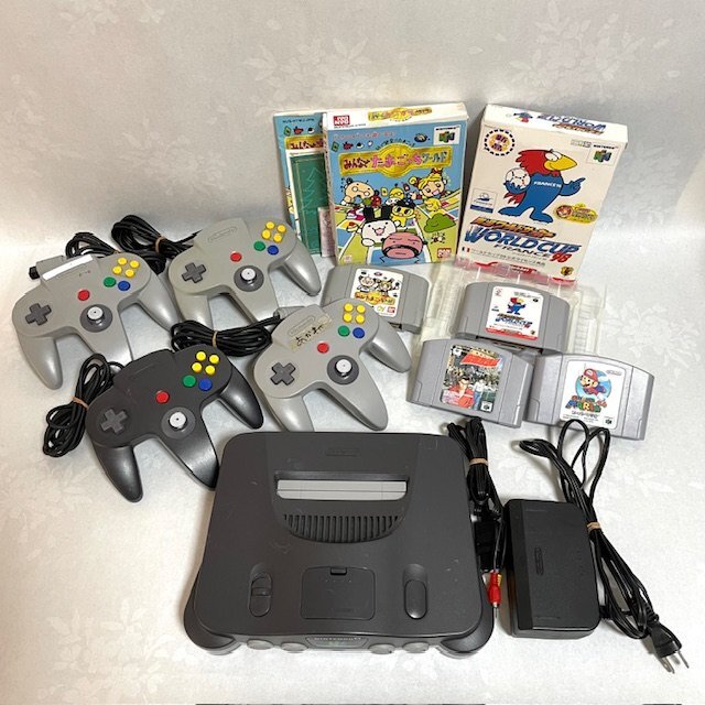 任天堂 ニンテンドー Nintendo64 NUS-001 ソフト付 任天堂 ニンテンドー Nintendo64 NUS-001 ソフト付