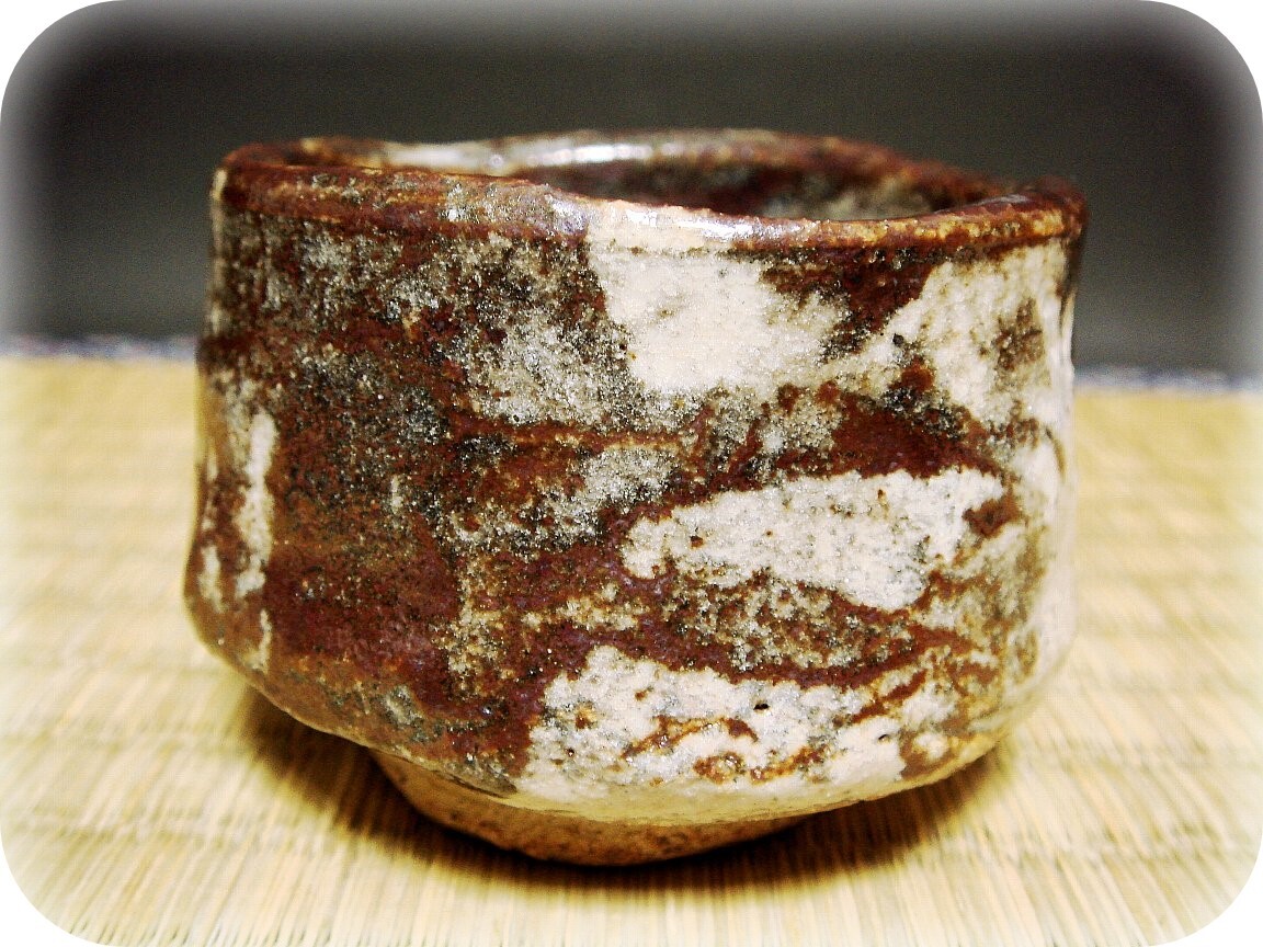 雅】鼠志野 ぐい呑(十)e411⑨ /古玩骨董品古美術茶道具抹茶 雅】鼠志野 ぐい呑(十)e411⑨ /古玩骨董品古美術茶道具抹茶