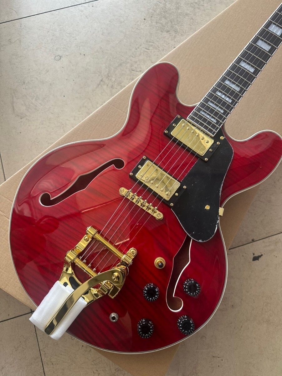ノーブランド◎Gibson 風◎エレキギター セミアコ ES335 RED ノーブランド◎Gibson 風◎エレキギター セミアコ ES335 RED