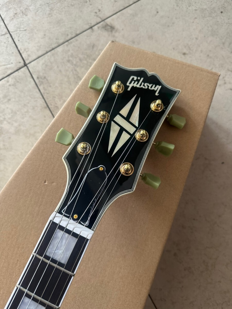 ノーブランド◎Gibson 風◎エレキギター セミアコ ES335 RED ノーブランド◎Gibson 風◎エレキギター セミアコ ES335 RED