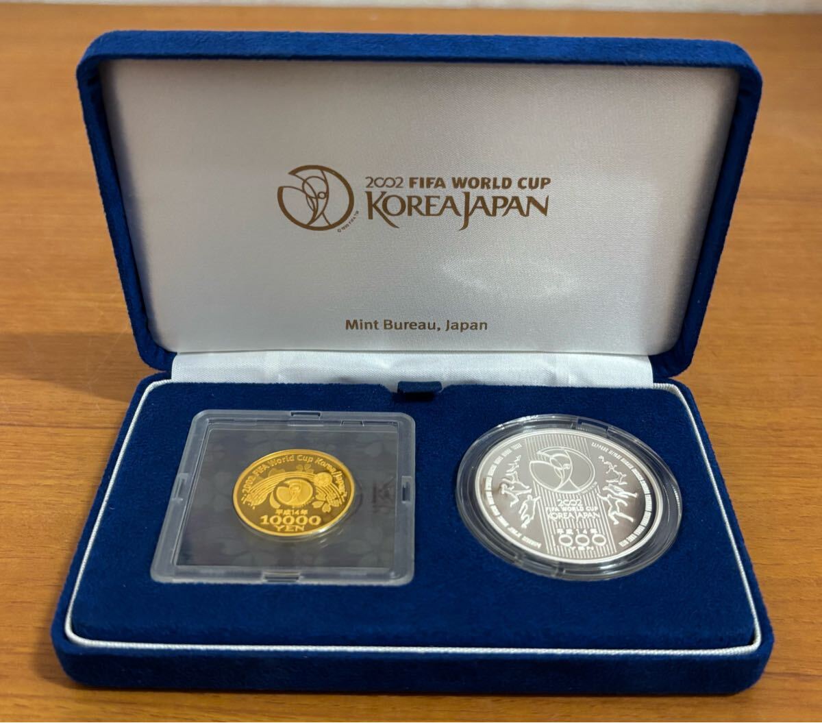 05-28:2002FIFAワールドカップ記念貨幣 1万円金貨・千円銀貨幣 05-28:2002FIFAワールドカップ記念貨幣 1万円金貨・千円銀貨幣