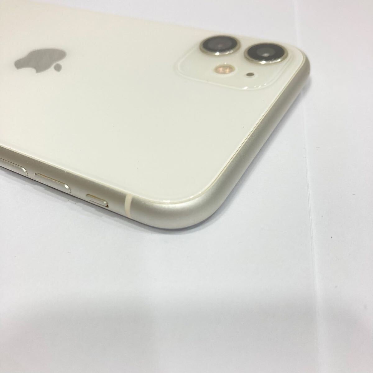 TE☆1円〜中古品 美品 初期化済み Apple アップル iPhone11 TE☆1円〜中古品 美品 初期化済み Apple アップル iPhone11