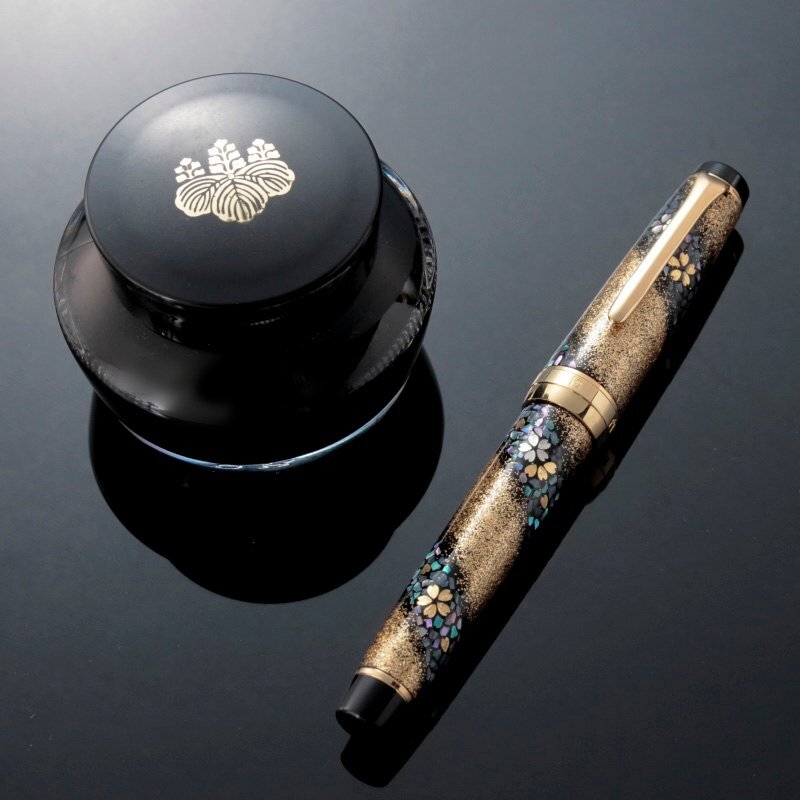古美味】SAILOR セーラー 万年筆 内閣総理大臣特別慰労品 螺鈿 古美味】SAILOR セーラー 万年筆 内閣総理大臣特別慰労品 螺鈿