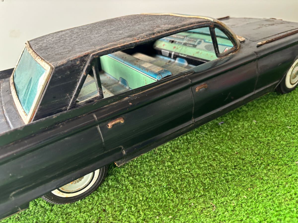 4ドアセダン ミニカー ブラック 全長約54㎝ ブリキ玩具 自動車 4ドアセダン ミニカー ブラック 全長約54㎝ ブリキ玩具 自動車