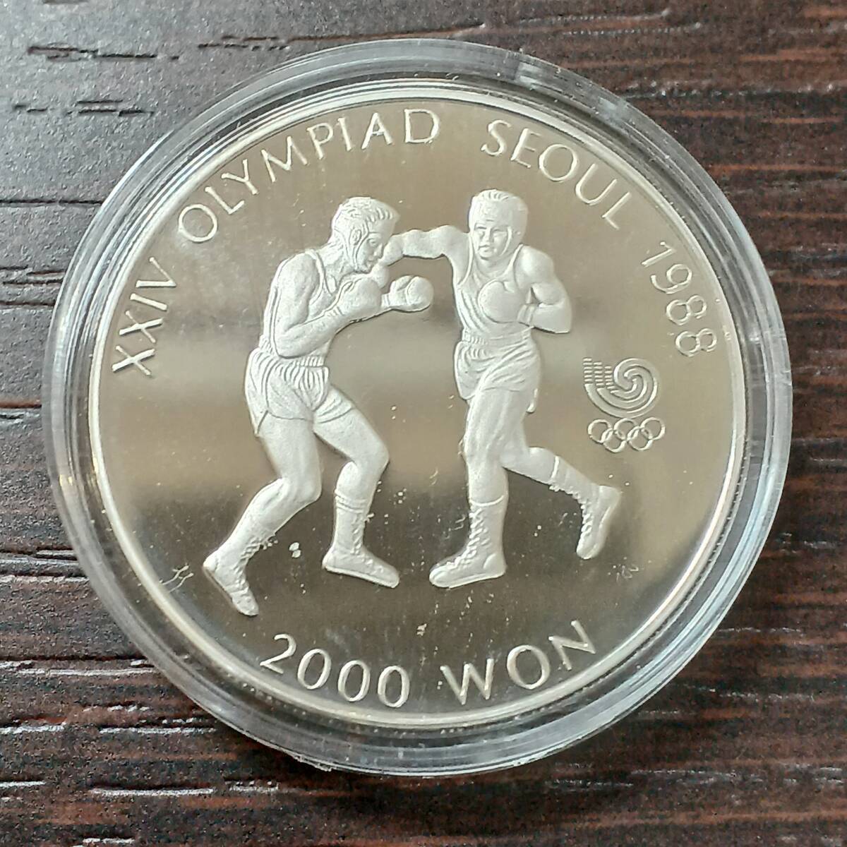 520 ソウルオリンピック 記念メダル SEOUL 1988年 記念硬貨 2000 520 ソウルオリンピック 記念メダル SEOUL 1988年 記念硬貨 2000