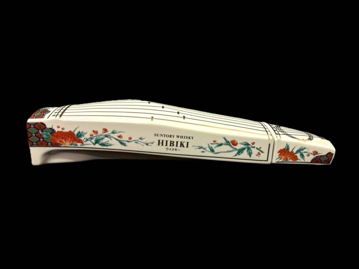 MU)【空瓶】SUNTORY/サントリー 響 琴型ボトル 陶器 ウイスキー MU)【空瓶】SUNTORY/サントリー 響 琴型ボトル 陶器 ウイスキー