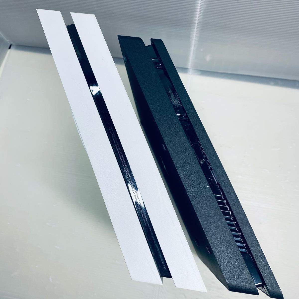 ジャンク品 訳あり 通電OK 】 PS4 本体 2台まとめ CUH-1100A ジャンク品 訳あり 通電OK 】 PS4 本体 2台まとめ CUH-1100A