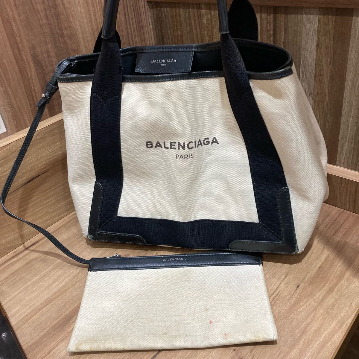 BALENCIAGA バレンシアガ ネイビーカバスS トートバッグ BALENCIAGA バレンシアガ ネイビーカバスS トートバッグ