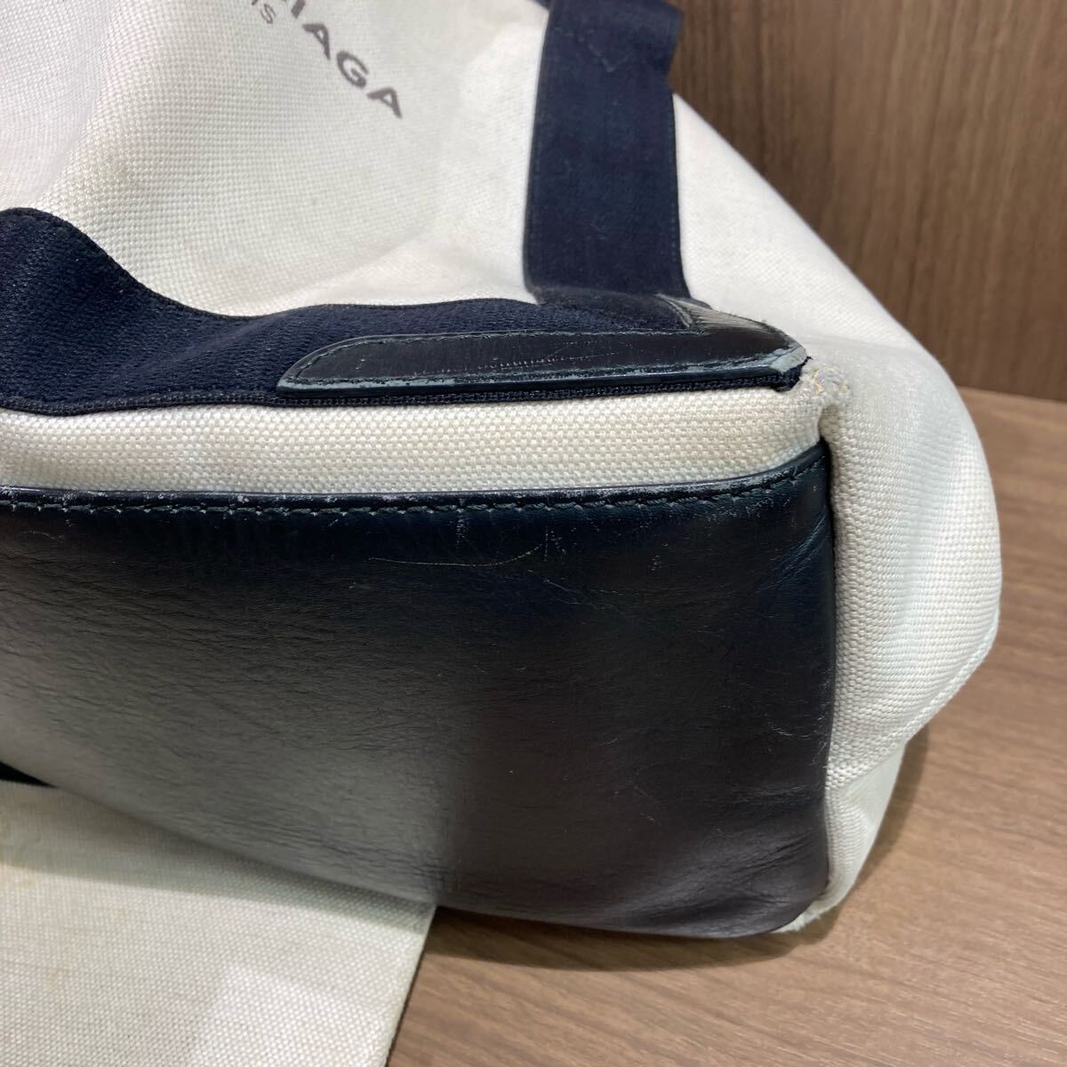 BALENCIAGA バレンシアガ ネイビーカバスS トートバッグ BALENCIAGA バレンシアガ ネイビーカバスS トートバッグ