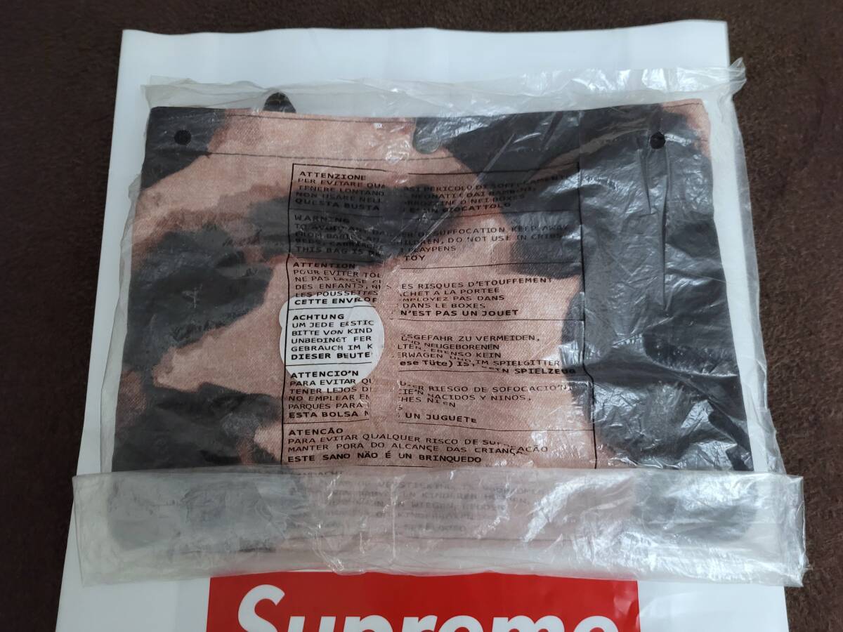 Supreme The North Face Bleached Denim Print Shoulder Bag Supreme The North Face Bleached Denim Print Shoulder Bag