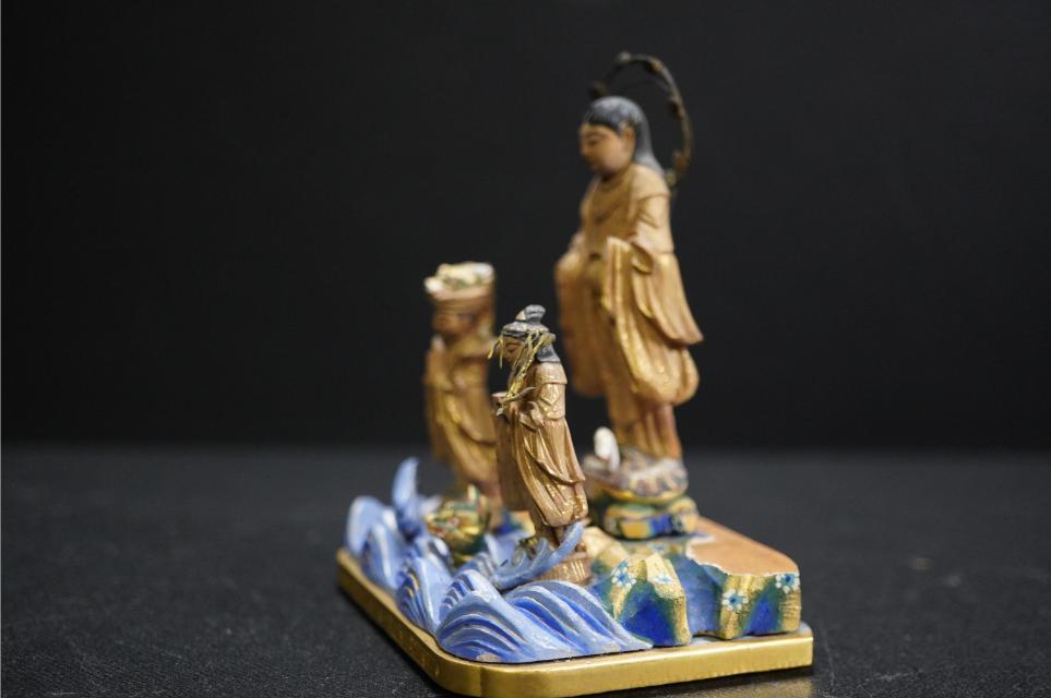 D5411-1 仏教美術 木彫 彩色載金 白蛇観音像 脇侍 難陀龍王 雨宝 D5411-1 仏教美術 木彫 彩色載金 白蛇観音像 脇侍 難陀龍王 雨宝