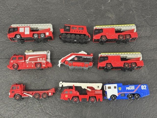 トミカ まとめ売り（パトカー・救急車・消防車・ヘリコプター等