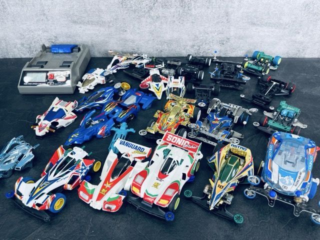 ミニ四駆 まとめて 【中古】 スピードチェッカー おもちゃ ミニ四駆 まとめて 【中古】 スピードチェッカー おもちゃ