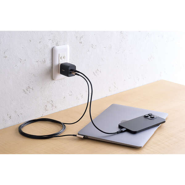 USB2.0ケーブル [ILMF] [C-C] 2.0m 最大60WのUSB PowerDelivery対応 L字コネクタ採用、飛び出しが少ない配線が可能: U2C-CCL20NBK-IL