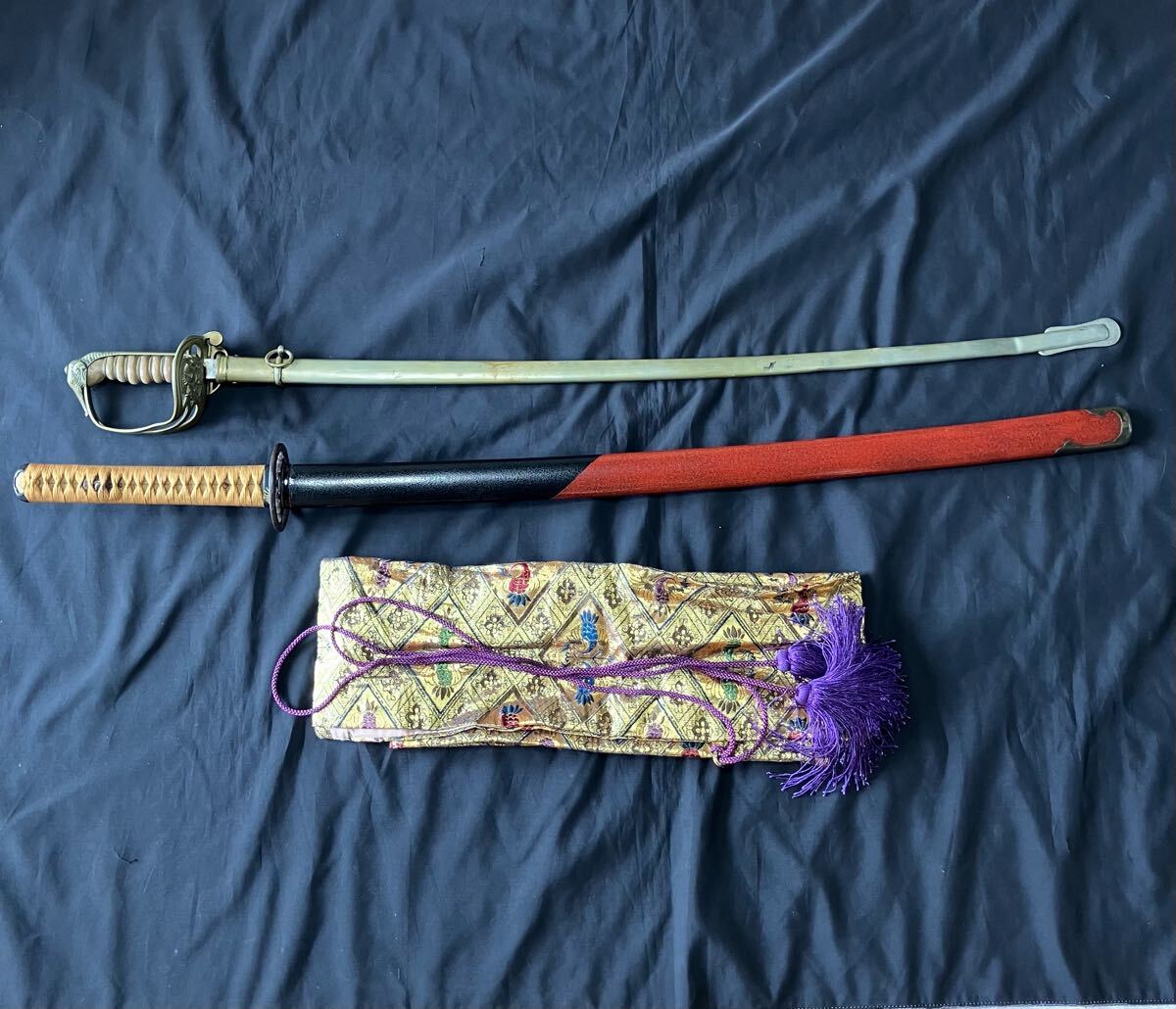 模造刀】2点まとめて!サーベル 軍刀 指揮刀 武具 コスプレ 模造刀】2点まとめて!サーベル 軍刀 指揮刀 武具 コスプレ