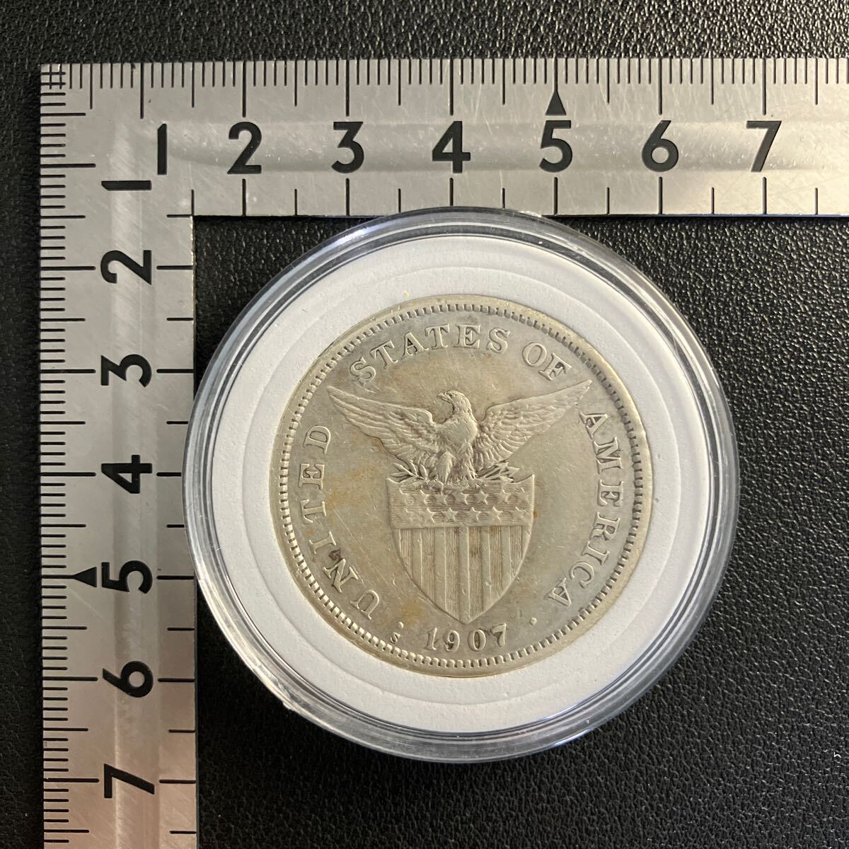 アメリカ領フィリピン 1ペソ銀貨 1907年 外国コイン ケース入り アメリカ領フィリピン 1ペソ銀貨 1907年 外国コイン ケース入り