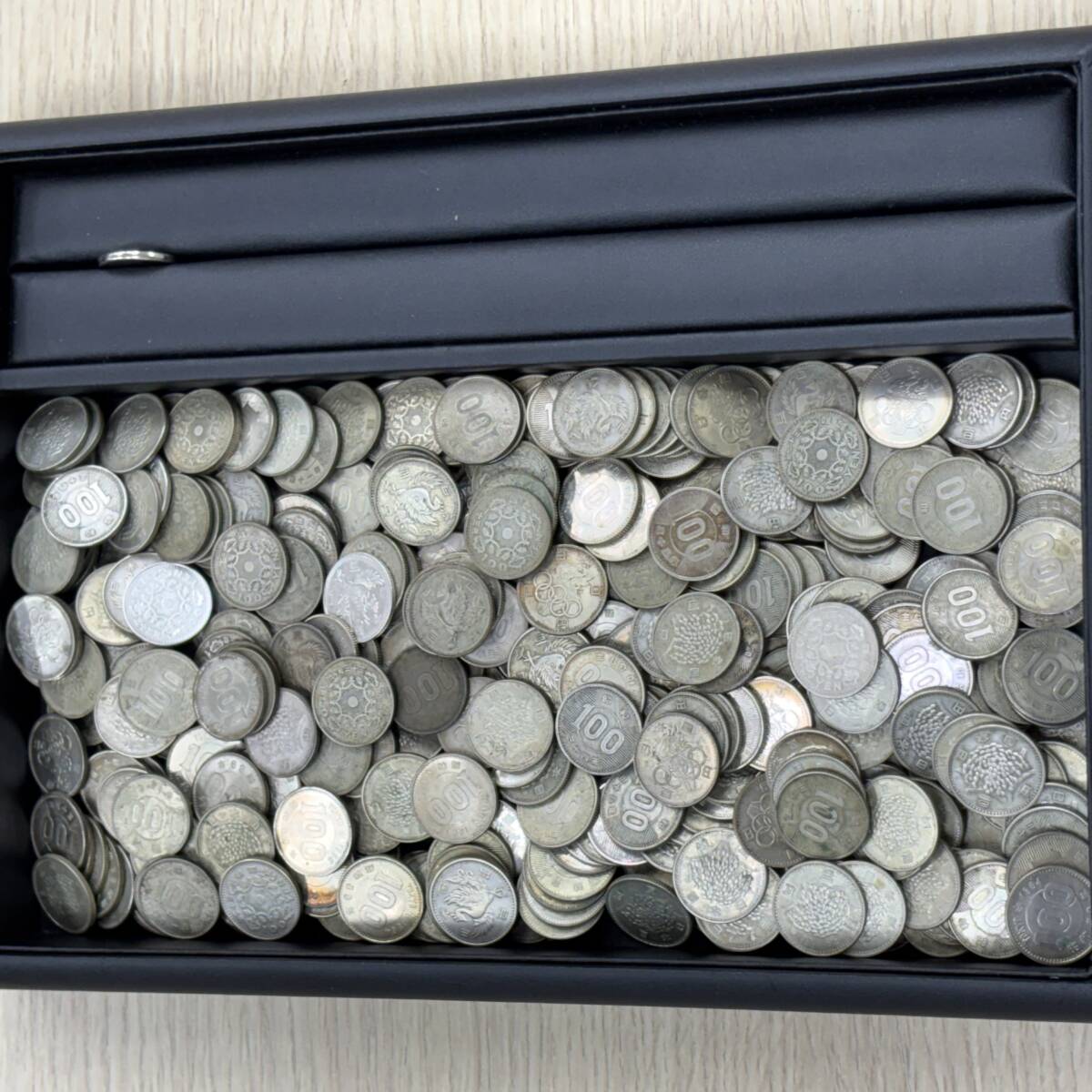 13845 大量!日本銀貨 稲穂 鳳凰 東京オリンピック 100円銀貨 13845 大量!日本銀貨 稲穂 鳳凰 東京オリンピック 100円銀貨